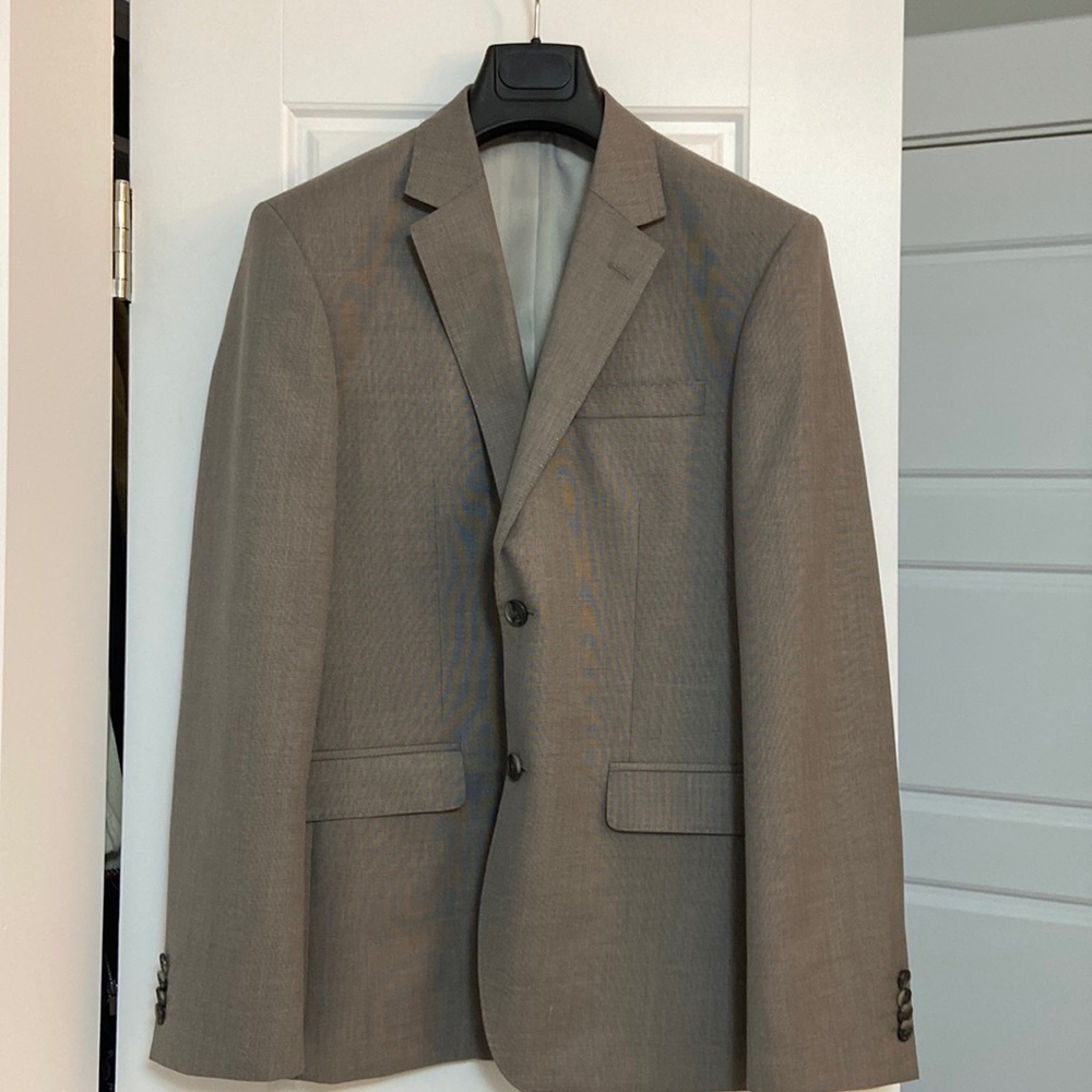 Men’s Suit